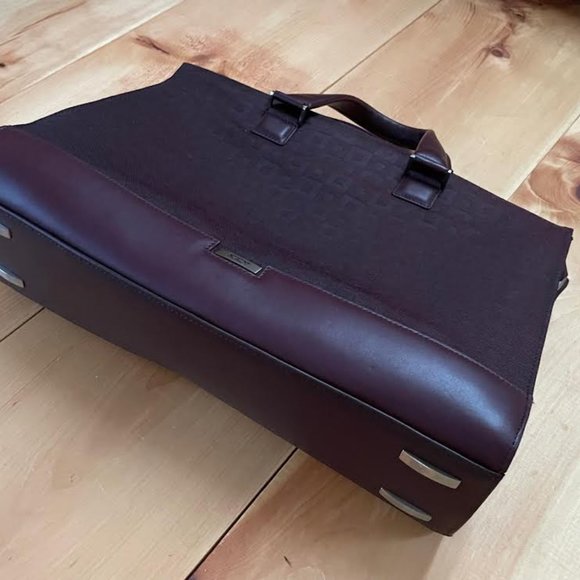 New Exquisite TUMI Executive Attache - Picture 6 of 6